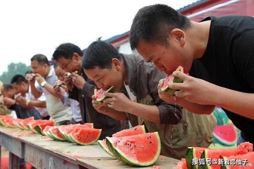 襄城县吃瓜网,揭秘当地美食文化，畅享舌尖上的盛宴
